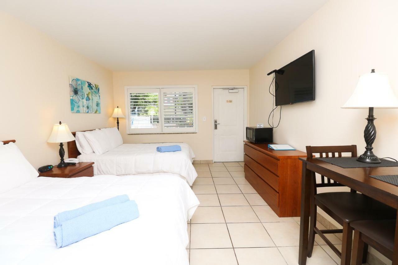 Atlantique Beach House Hotel Дирфилд Бич Экстерьер фото